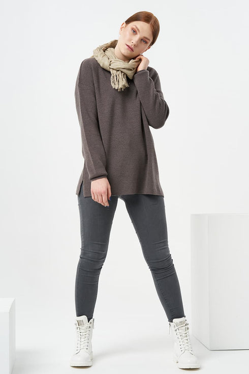 Image 9 of Natural linen scarf made for comfort and cold weather from Baltic Linen